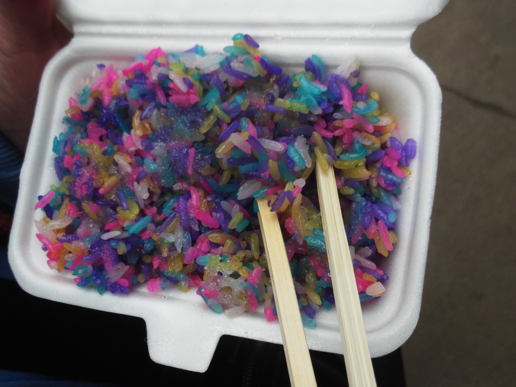 Eating in China: Awesome coloured rice!